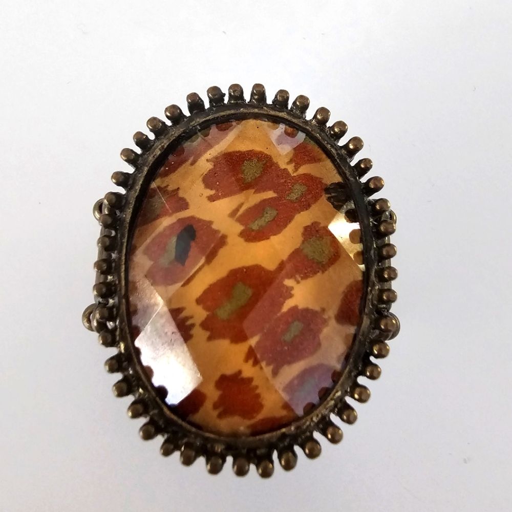 Chunky Retro Leopard Tortoiseshell Cabochon Ring Brass Tone Bold Animal Print